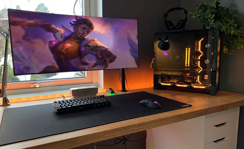 gaming setup ekko