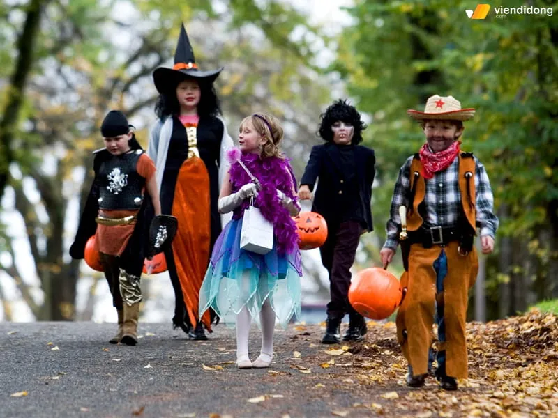 Các nhân vật hóa trang Halloween